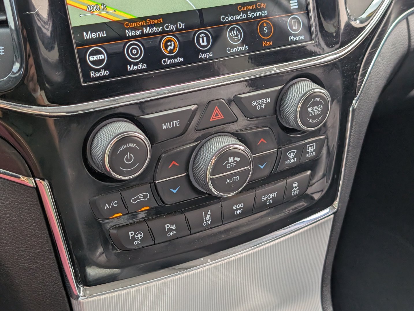 Used 2019 Jeep Grand Cherokee Summit w/ Platinum Series Group AWD/4WD image 18