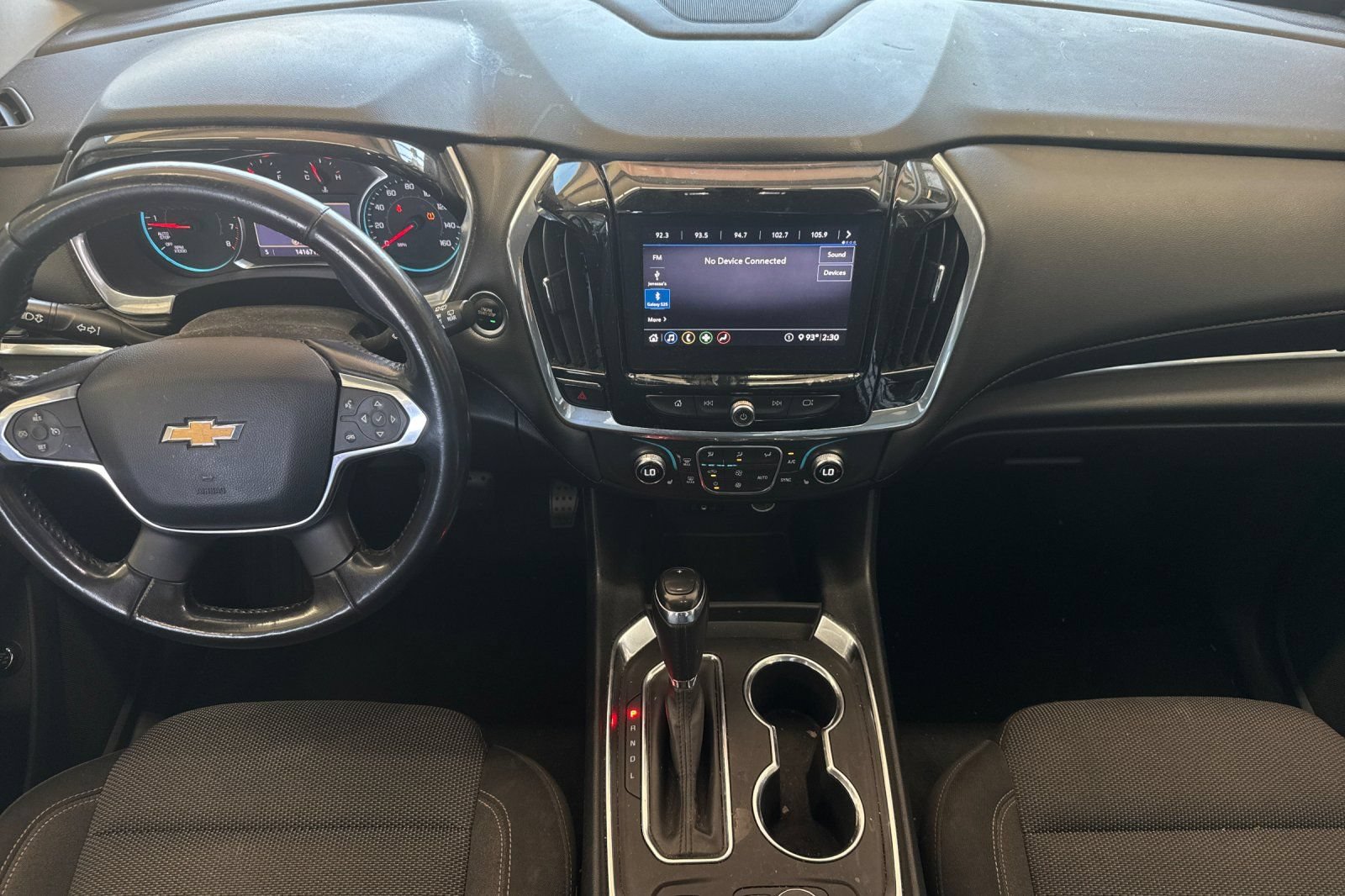 Used 2020 Chevrolet Traverse LT FWD image 9