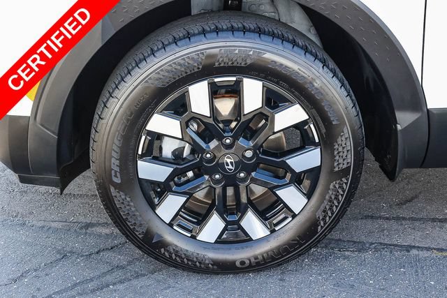Certified 2025 Hyundai Santa Cruz SE FWD image 9