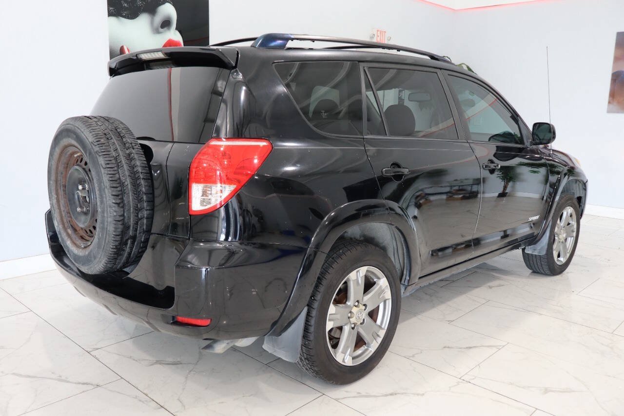 Used 2008 Toyota RAV4 Sport w/ Tow Prep Pkg FWD image 3