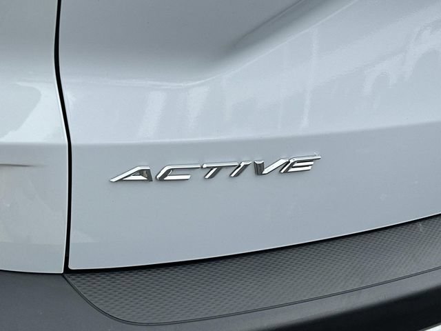 Used 2025 Ford Escape Active AWD/4WD image 16