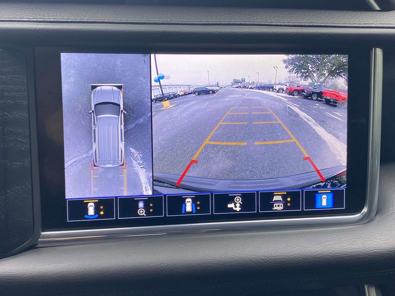 Used 2021 GMC Yukon XL Denali w/ Denali Ultimate Package image 29