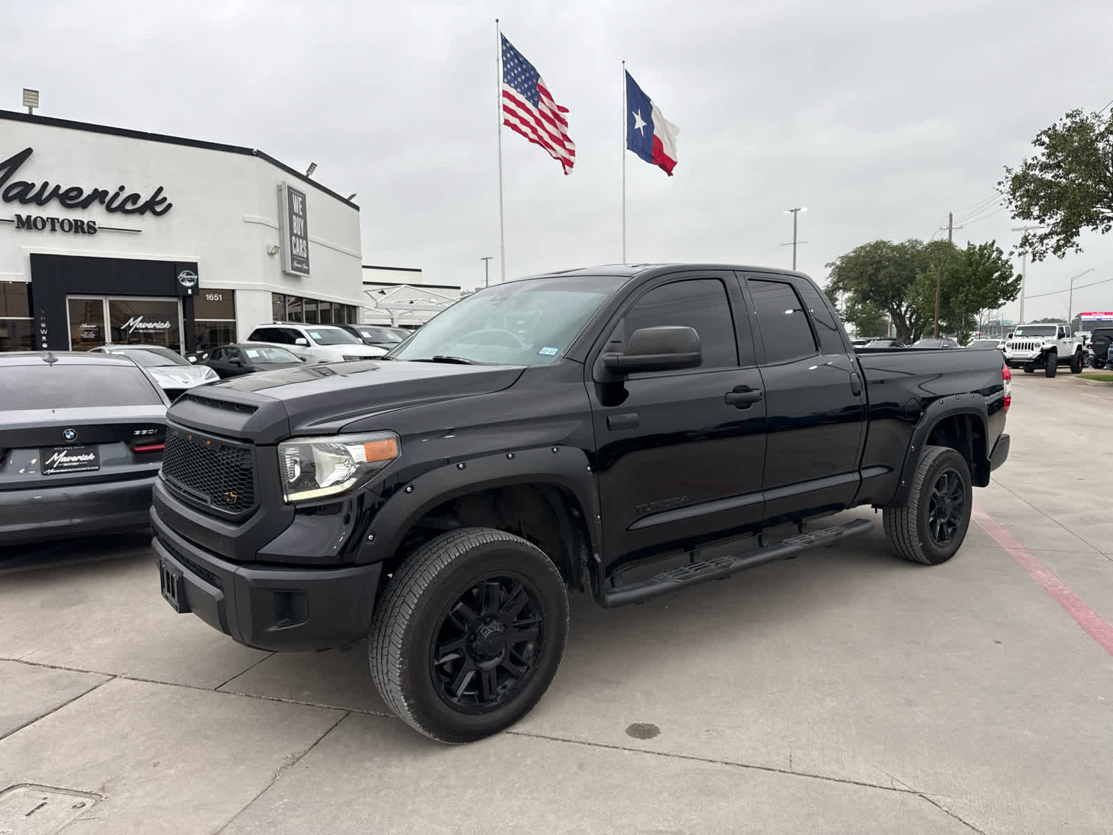 Used 2021 Toyota Tundra SR RWD image 1