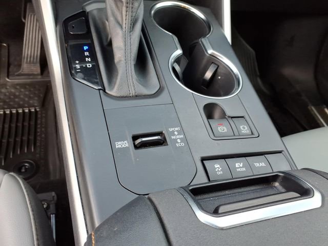 Used 2022 Toyota Highlander Bronze Edition image 13