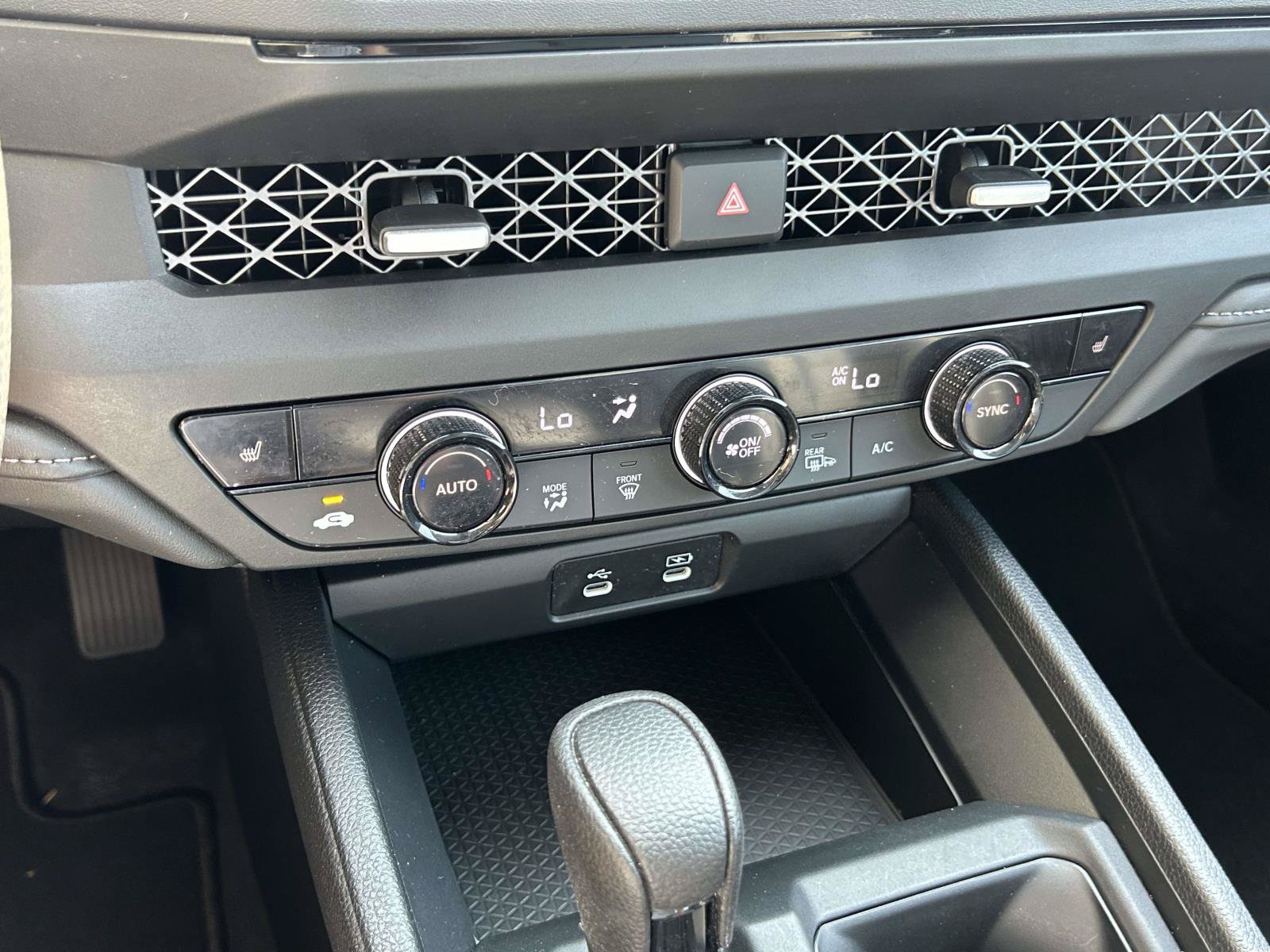 Certified 2024 Honda Accord EX image 15