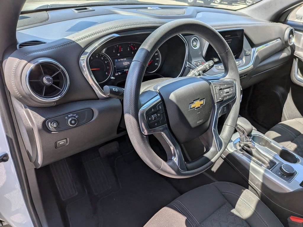 Used 2022 Chevrolet Blazer LT image 17