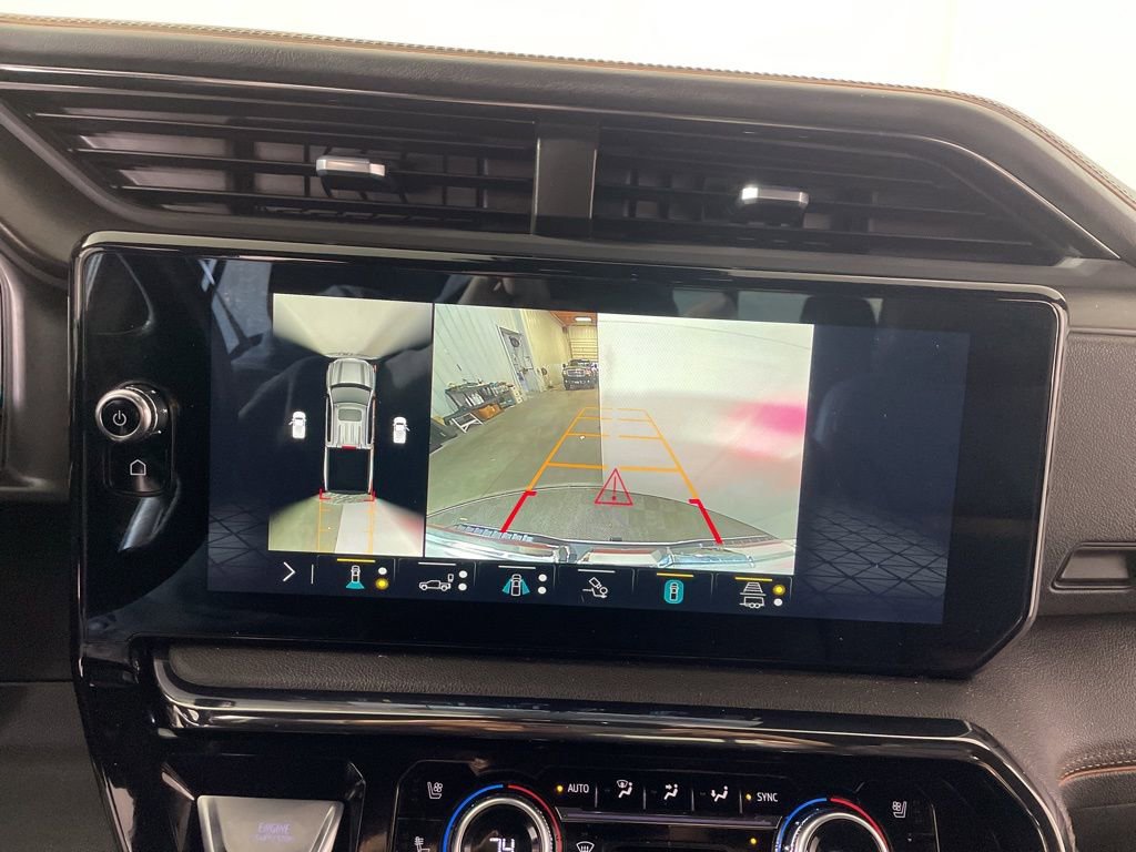 Used 2023 GMC Sierra 1500 AT4 w/ Technology Package image 16