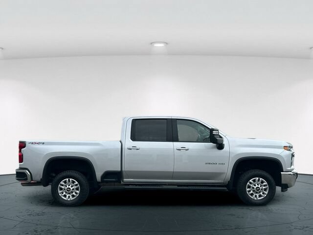 Used 2021 Chevrolet Silverado 2500 LT w/ Convenience Package AWD/4WD image 7