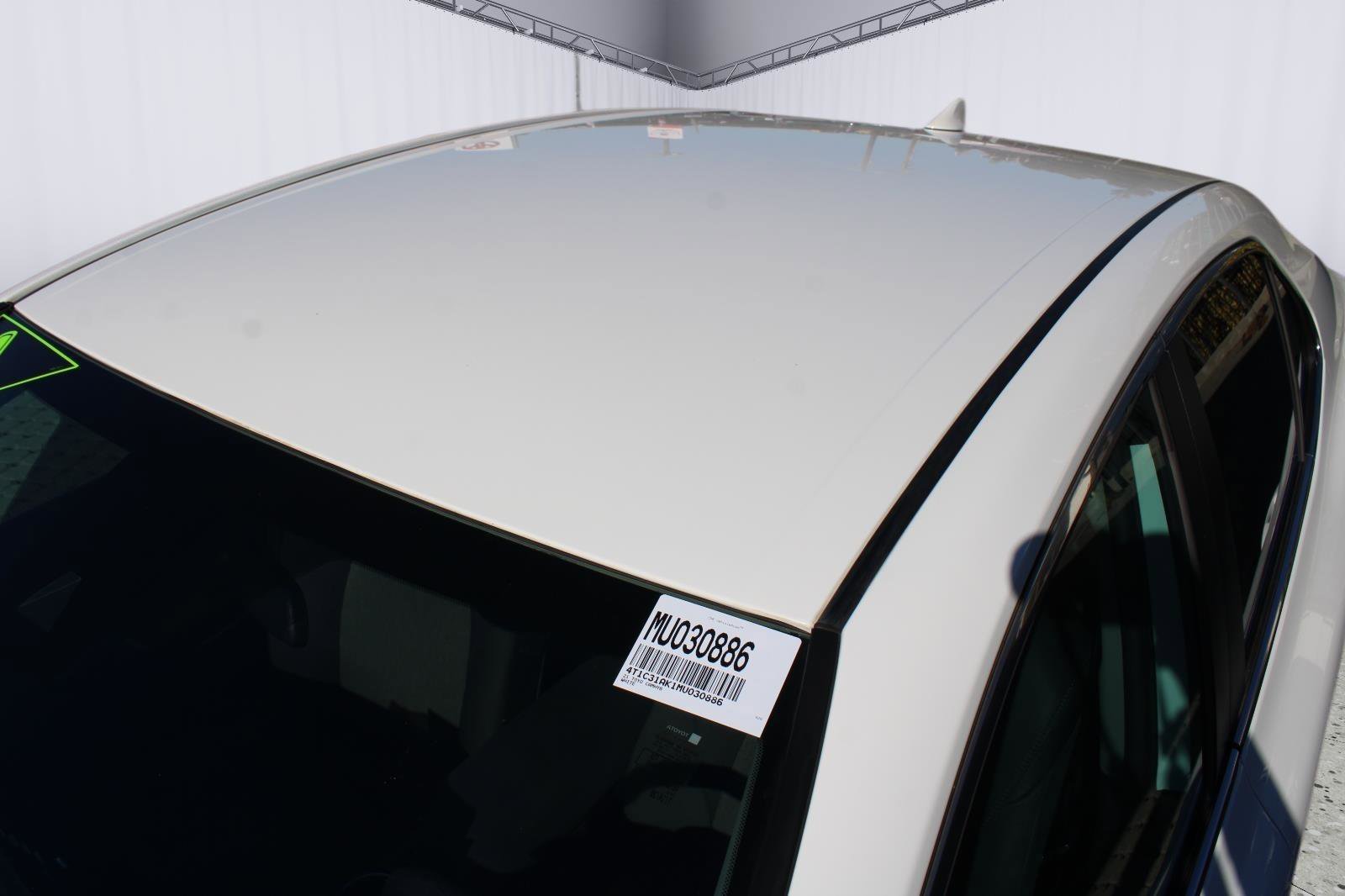 Used 2021 Toyota Camry LE image 10