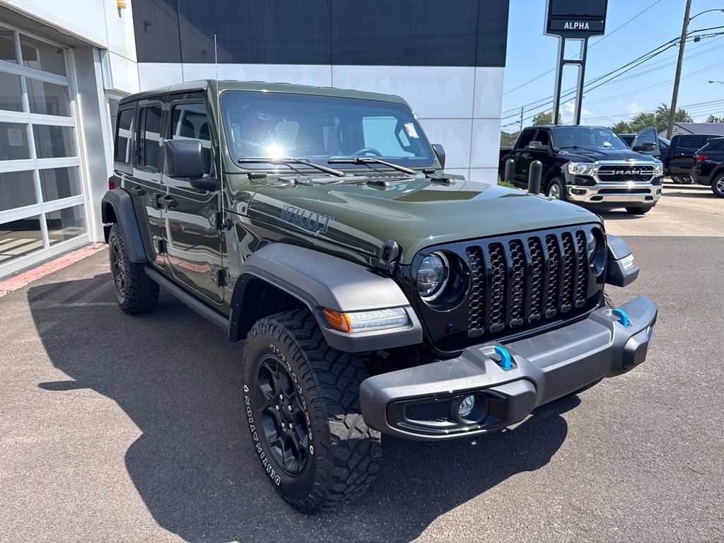 Used 2023 Jeep Wrangler Unlimited w/ Convenience Group AWD/4WD image 10