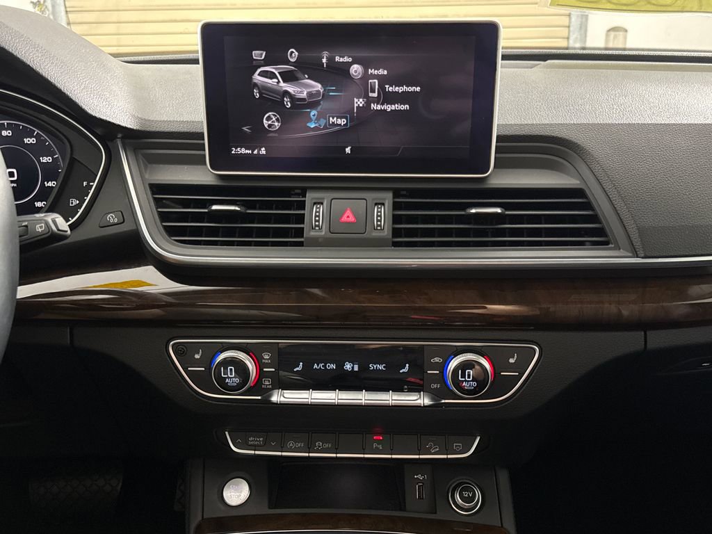 Used 2019 Audi Q5 2.0T Premium Plus AWD/4WD image 17