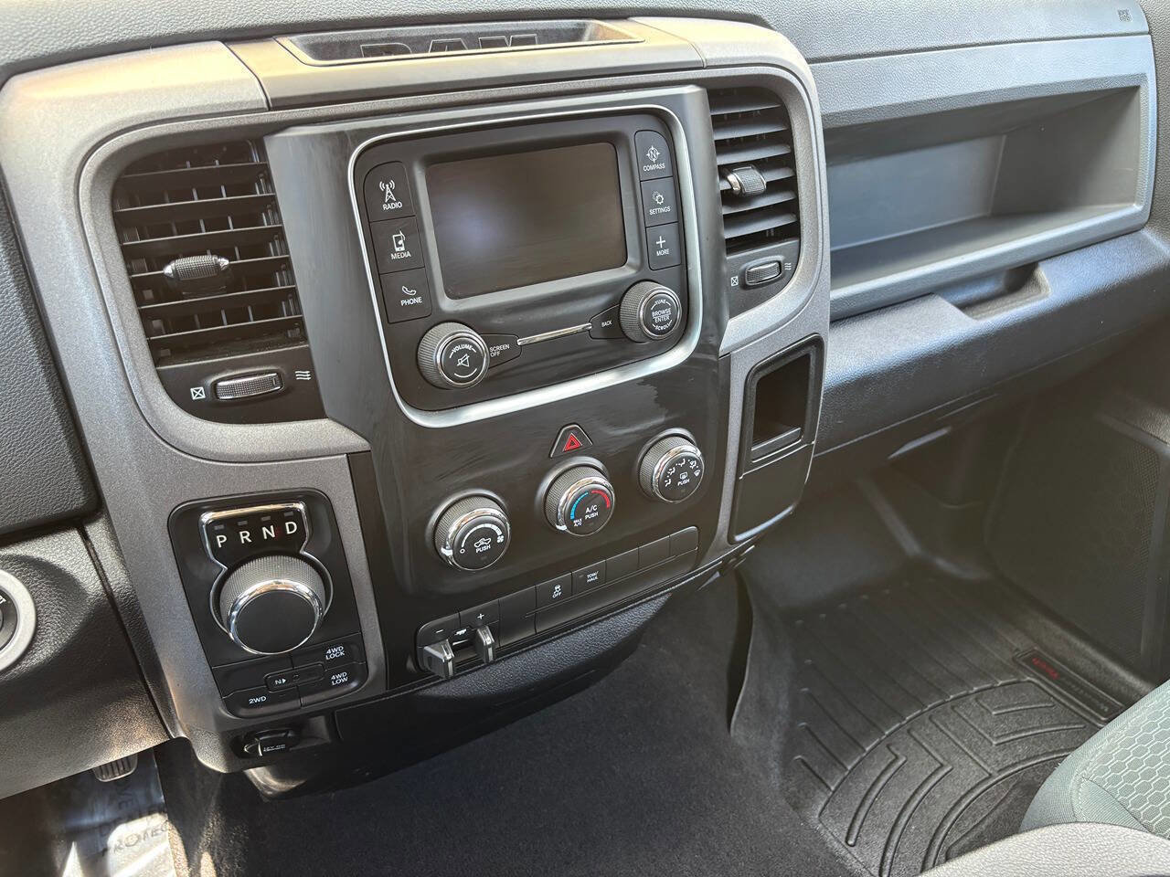Used 2015 RAM 1500 Express image 39