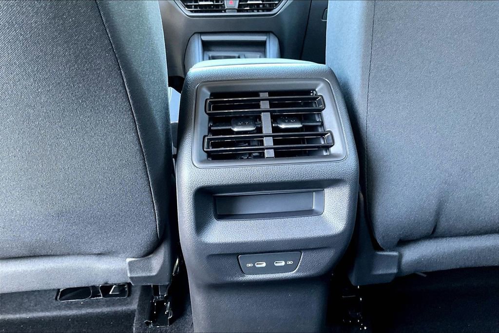 New 2026 Volkswagen Tiguan S image 9