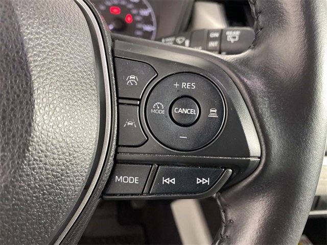 Used 2023 Toyota Corolla Cross LE w/ Moonroof Package image 18