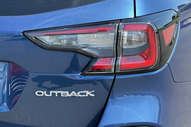 Used 2020 Subaru Outback Limited AWD/4WD image 28