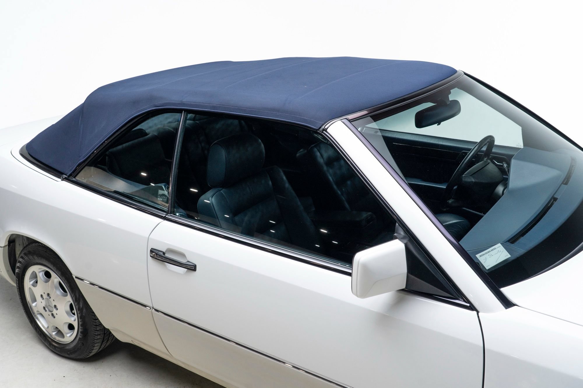 Used 1995 Mercedes-Benz E 320 Convertible image 69