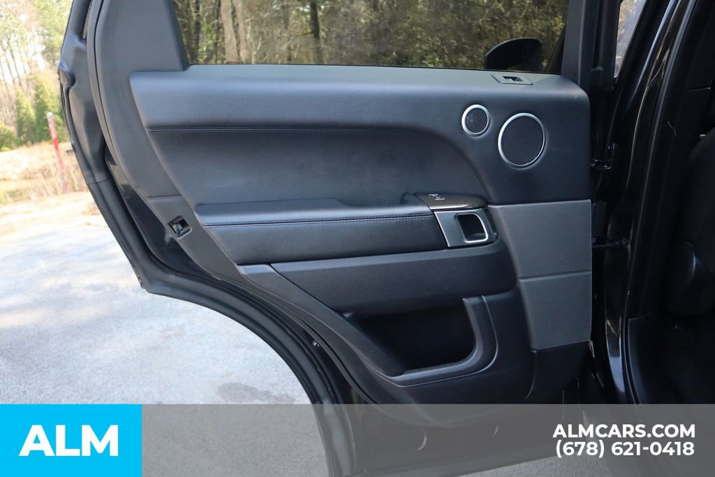 Used 2016 Land Rover Range Rover Sport SE image 20