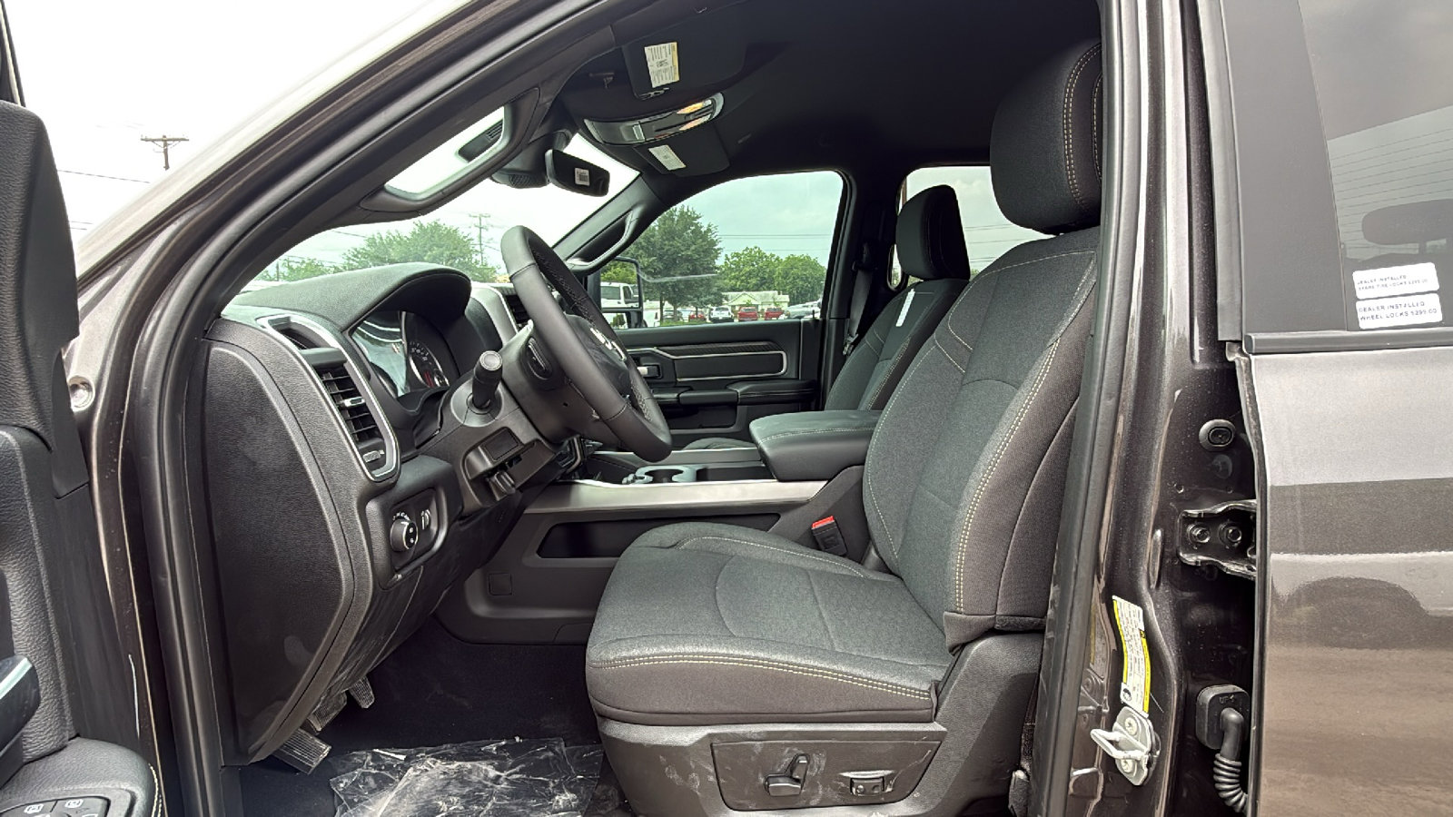 New 2026 RAM 2500 Lone Star AWD/4WD image 9