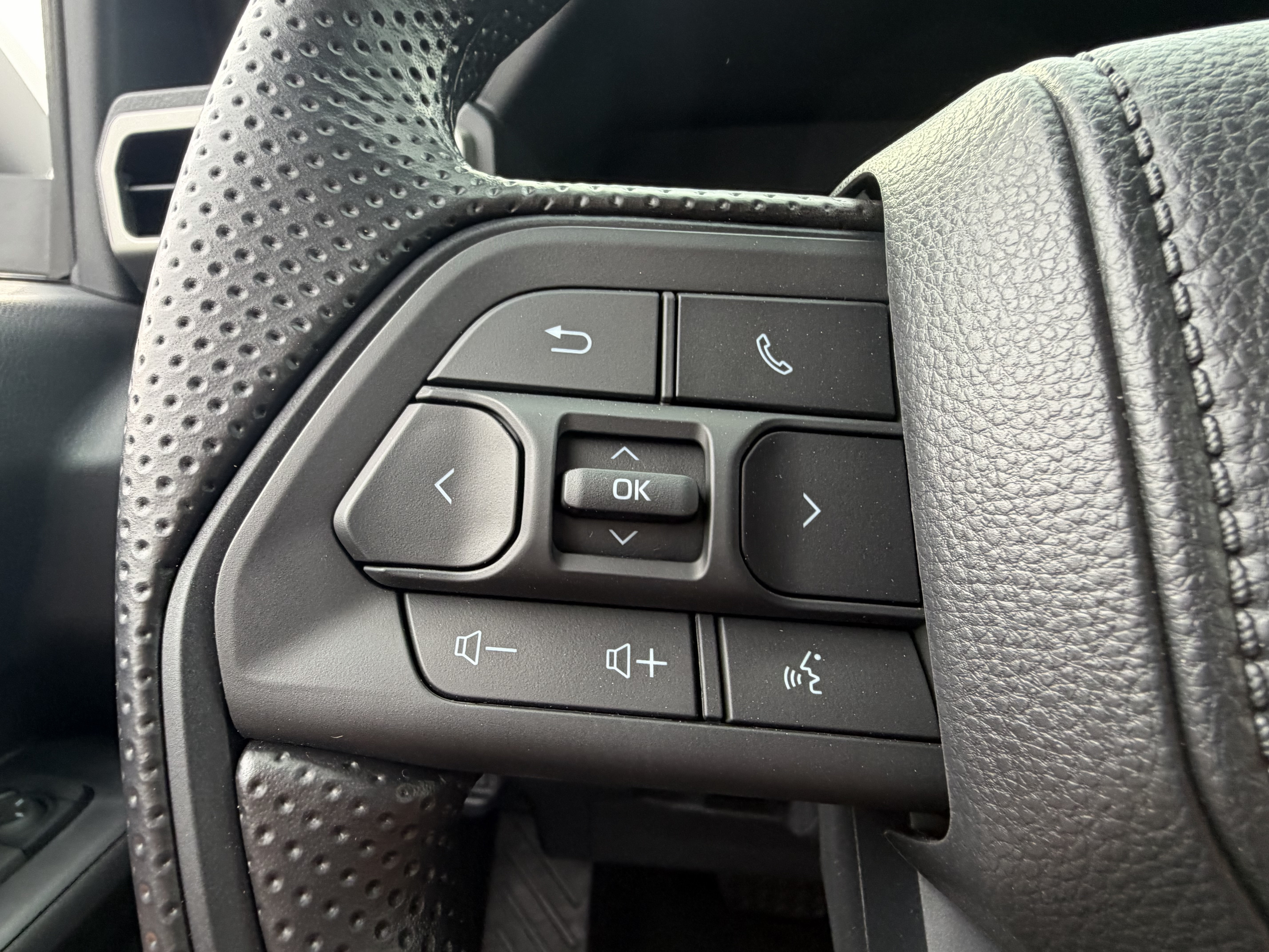 New 2026 Toyota Tacoma SR5 RWD image 21