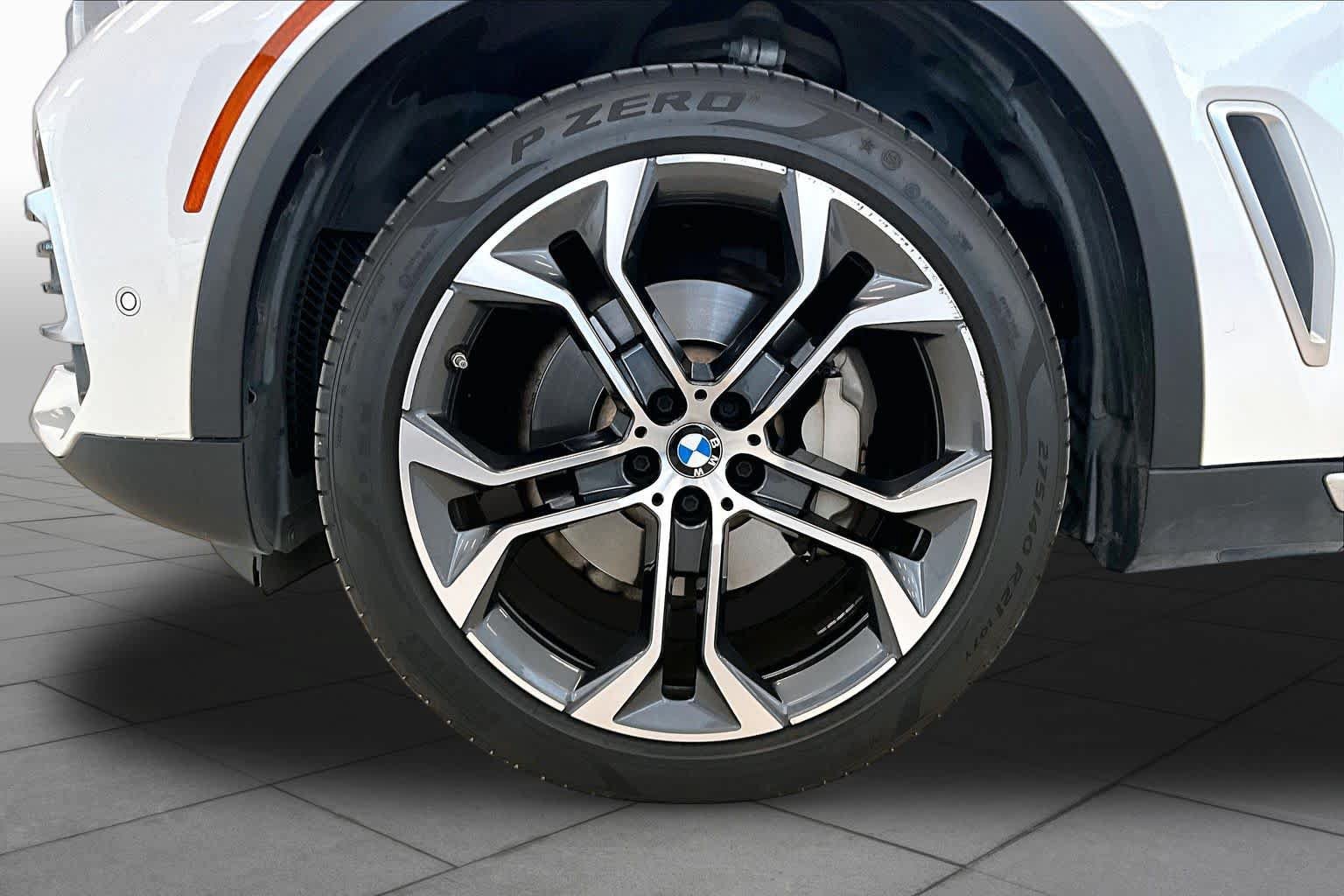 Used 2023 BMW X5 sDrive40i w/ Premium Package RWD image 10