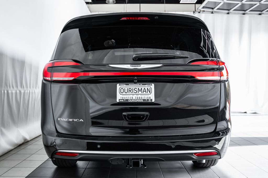 New 2026 Chrysler Pacifica Pinnacle image 5