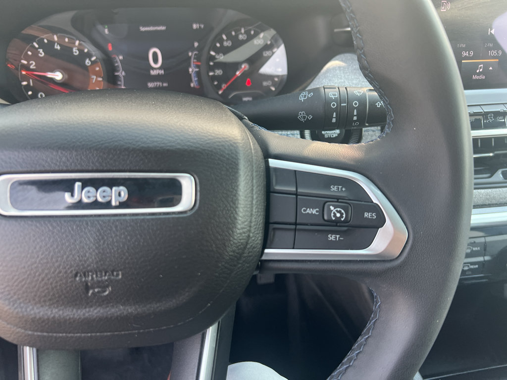 Used 2022 Jeep Compass Latitude AWD/4WD image 13