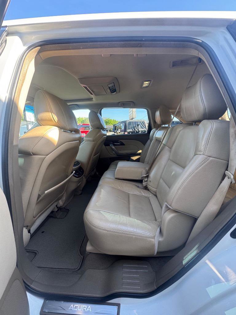 Used 2010 Acura MDX w/ Technology & Entertainment image 16