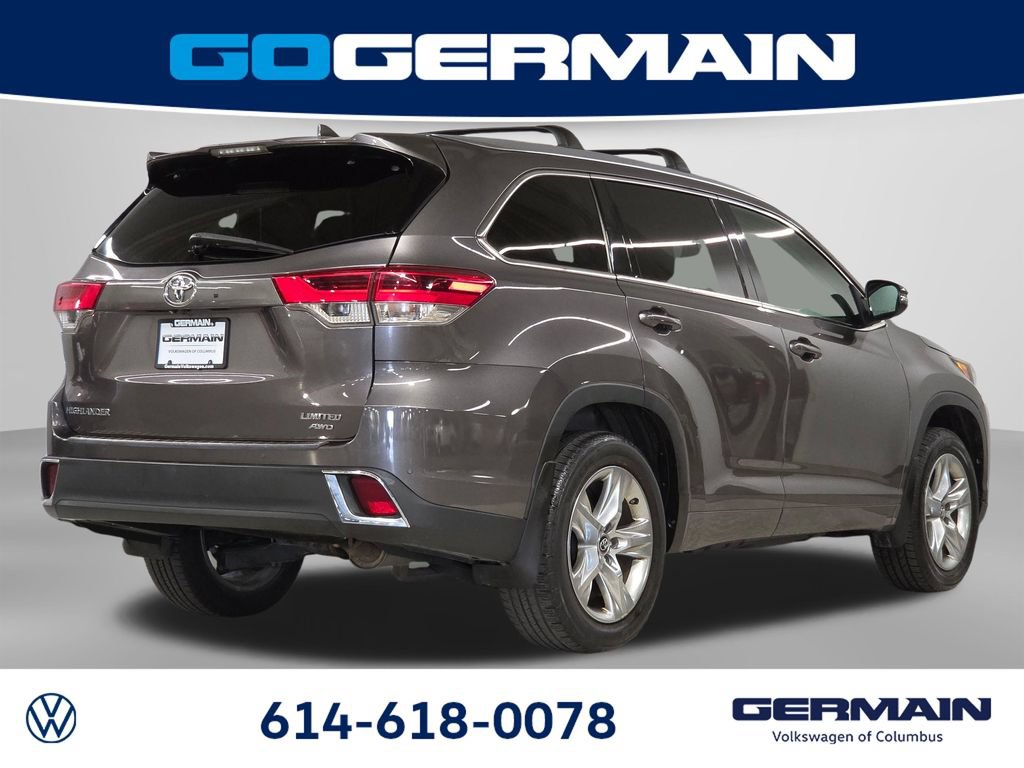 Used 2017 Toyota Highlander Limited AWD/4WD image 8