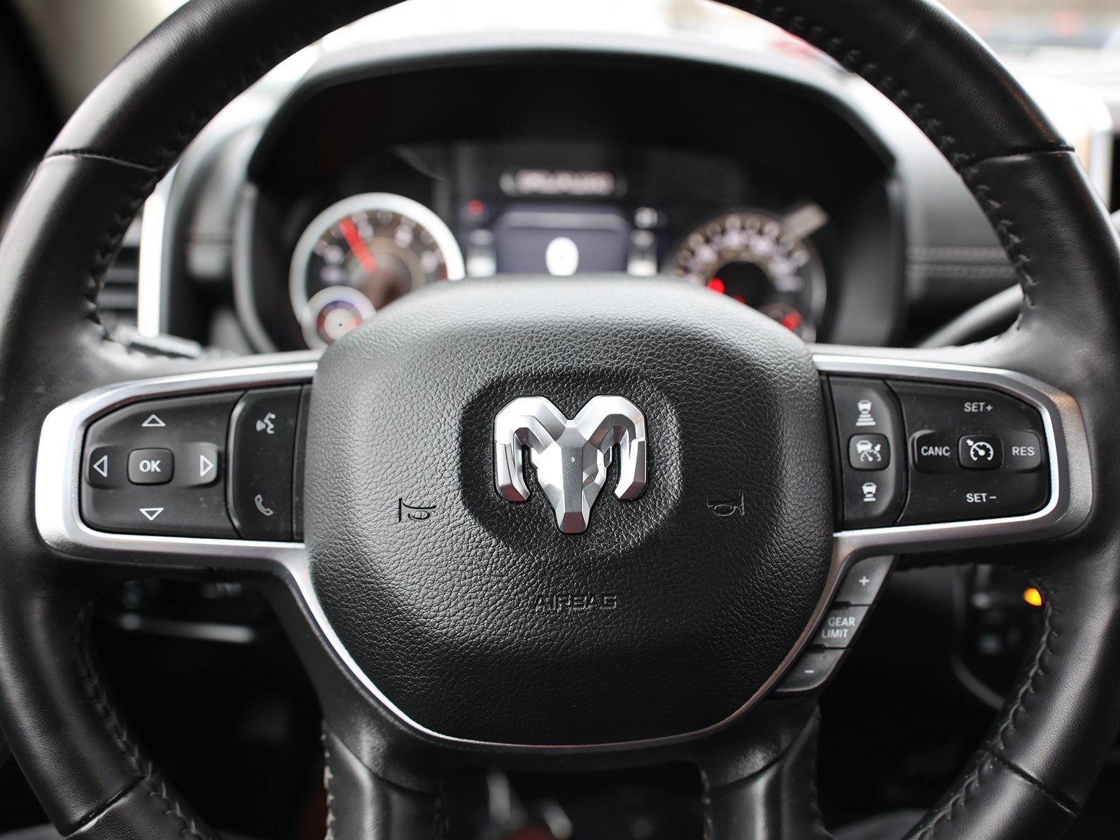 Used 2024 RAM 2500 Laramie w/ Safety Group image 39