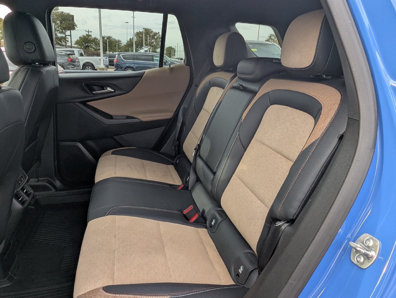 Used 2026 Chevrolet Equinox ACTIV w/ Convenience Package III AWD/4WD image 27