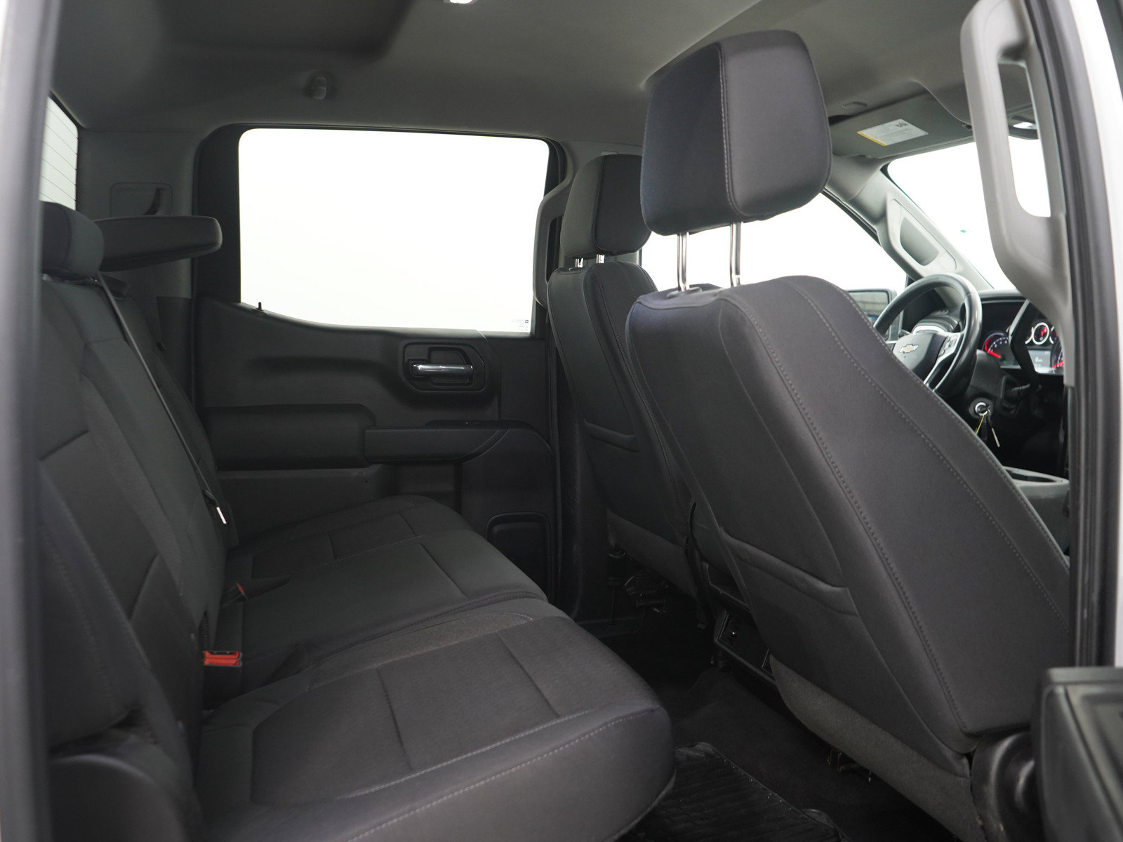 Used 2019 Chevrolet Silverado 1500 LT w/ Fleet Comfort Package AWD/4WD image 14