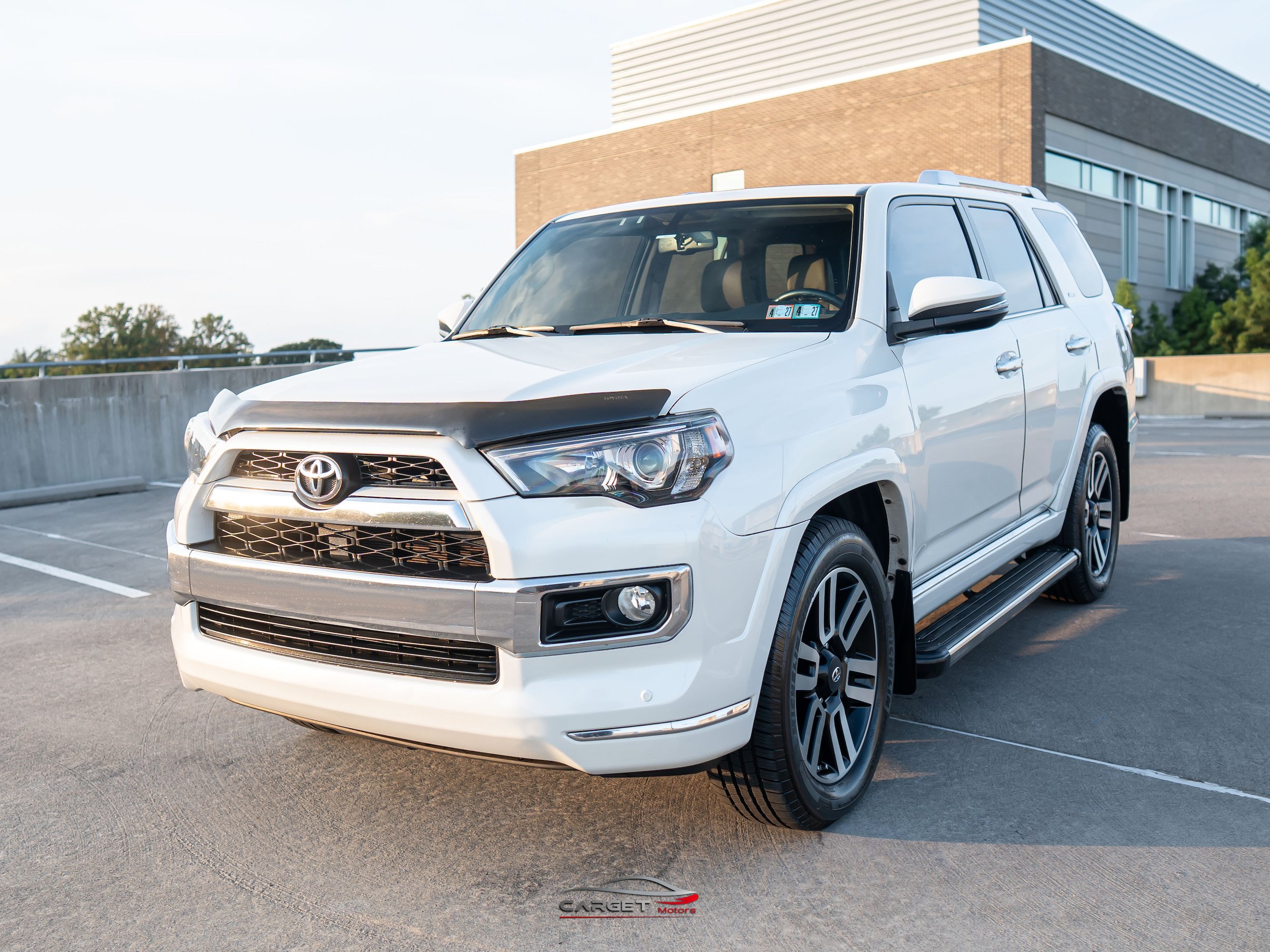 Used 2016 Toyota 4Runner Limited AWD/4WD image 3