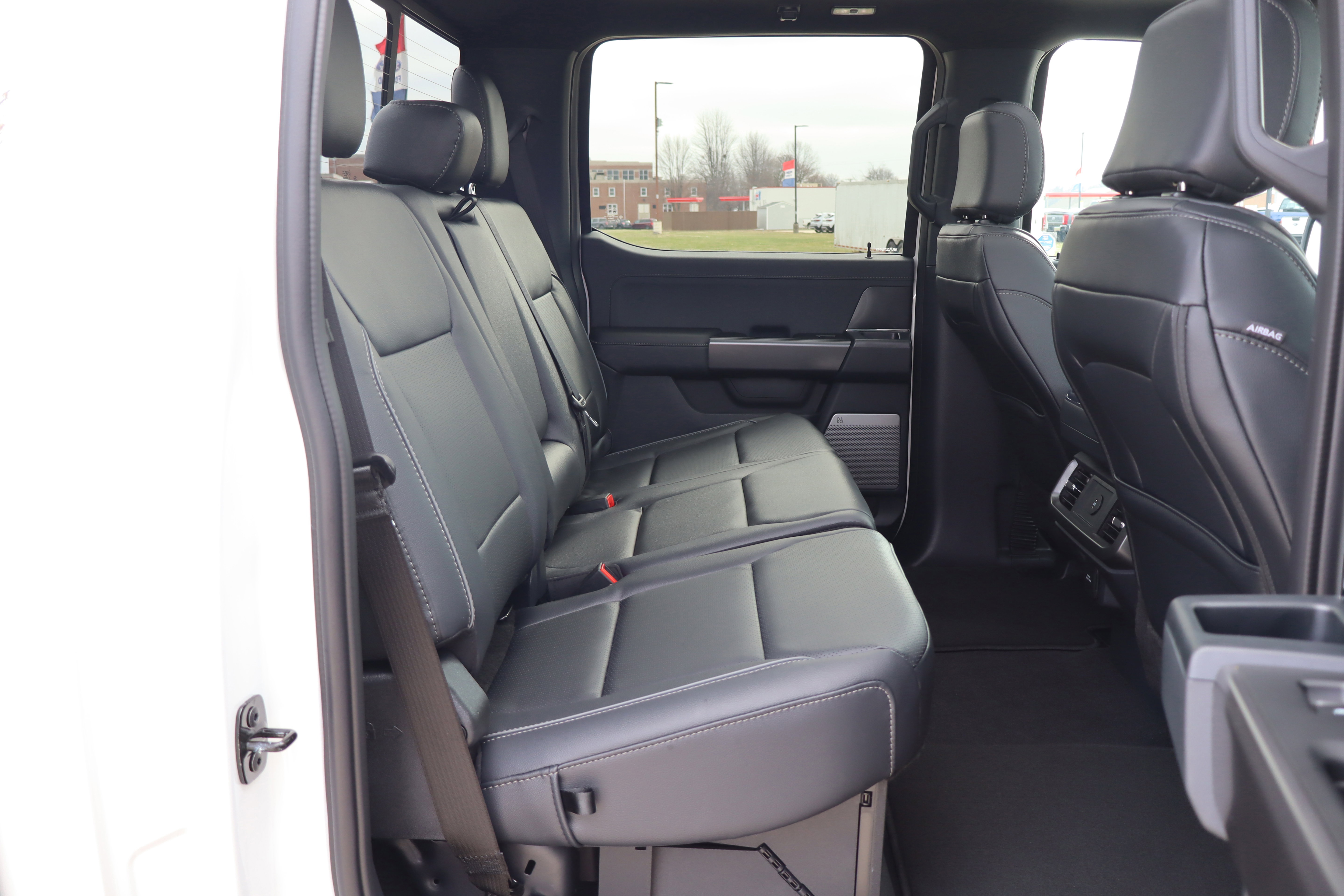 New 2026 Ford F150 Lariat w/ Equipment Group 501A Mid image 11
