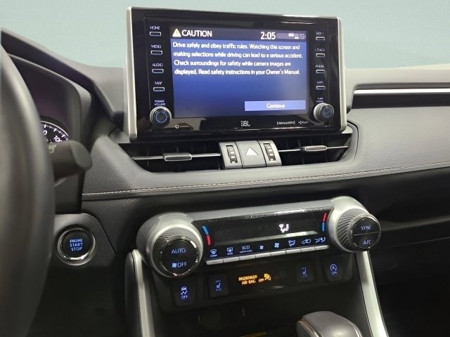 Used 2021 Toyota RAV4 XLE Premium AWD/4WD image 32