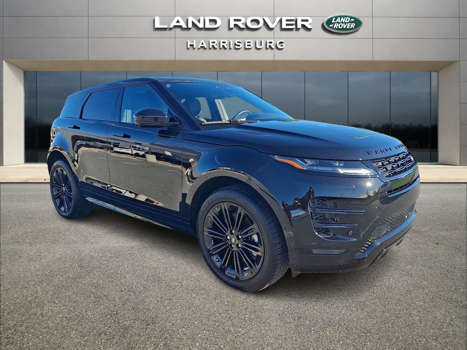 Used 2025 Land Rover Range Rover Evoque Dynamic SE AWD/4WD image 5