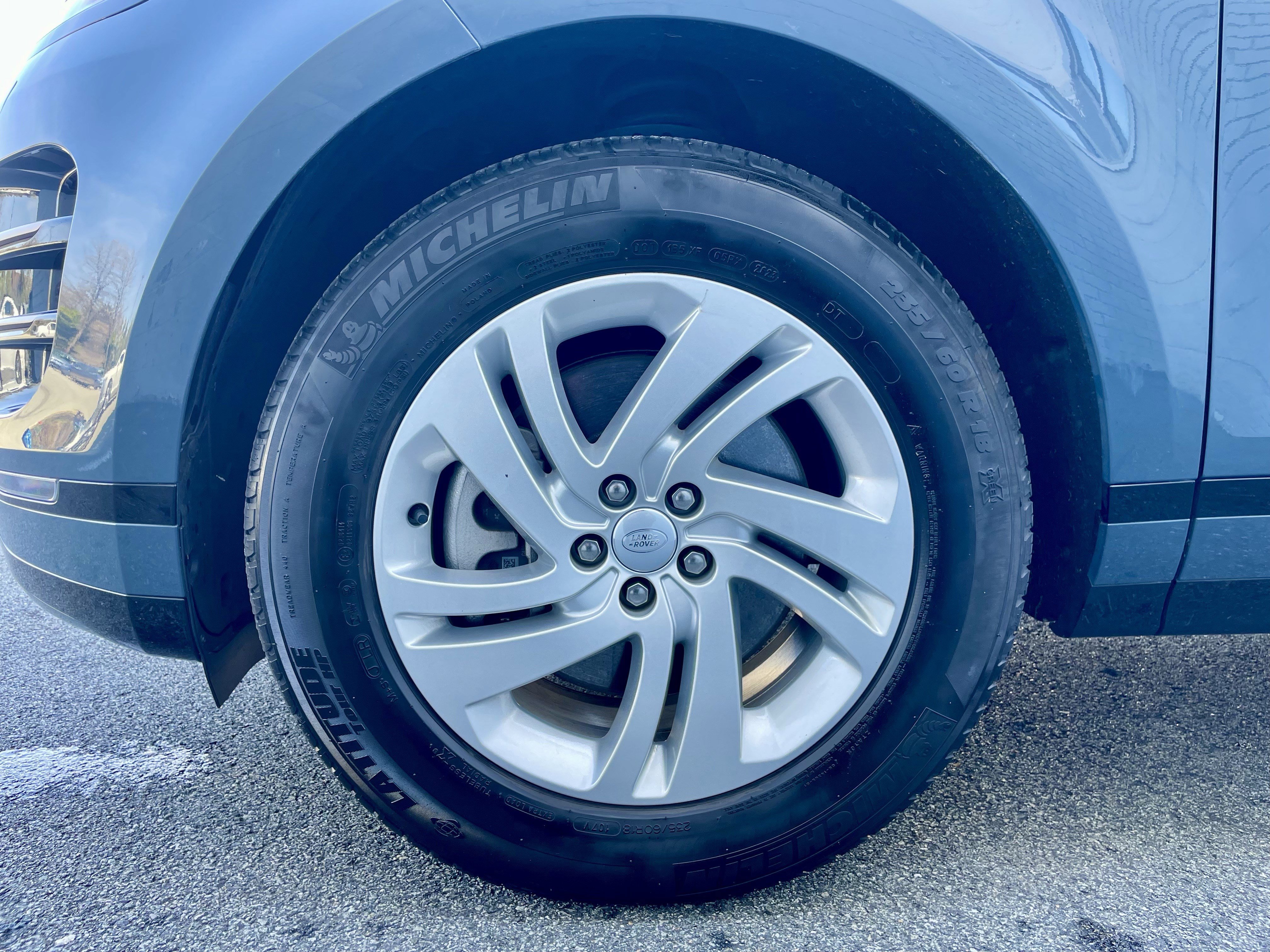 Used 2024 Land Rover Range Rover Evoque Dynamic SE image 9