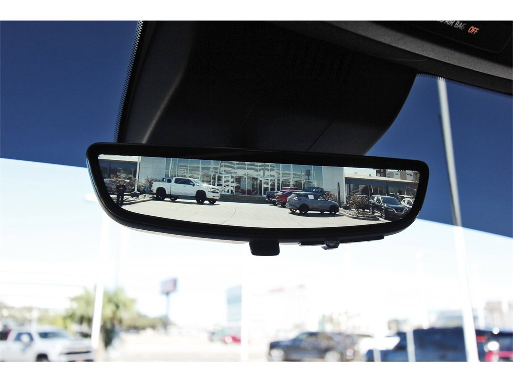 Used 2026 GMC Sierra 1500 AT4 w/ AT4 Premium Package image 24