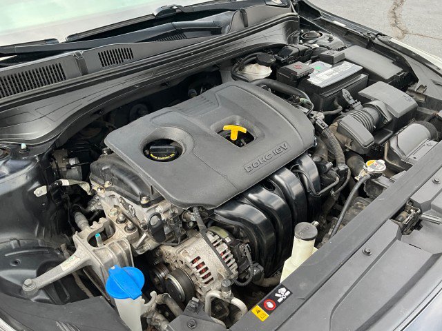 Used 2019 Kia Forte S w/ S Premium Package FWD image 11