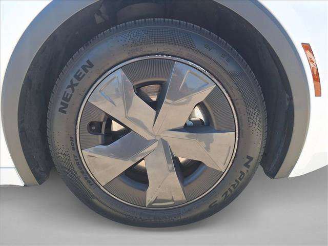 Certified 2023 Toyota Prius Prime FWD image 20