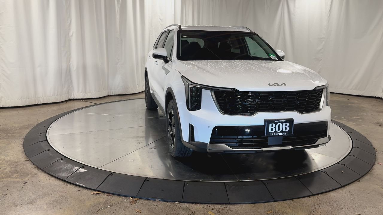 New 2026 Kia Sorento S image 3
