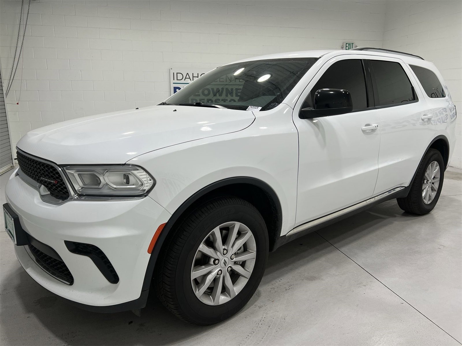 Used 2024 Dodge Durango SXT image 4