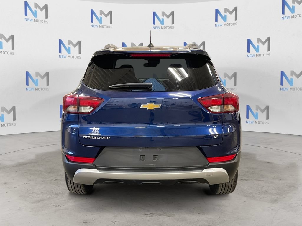 Used 2023 Chevrolet TrailBlazer LT FWD image 4