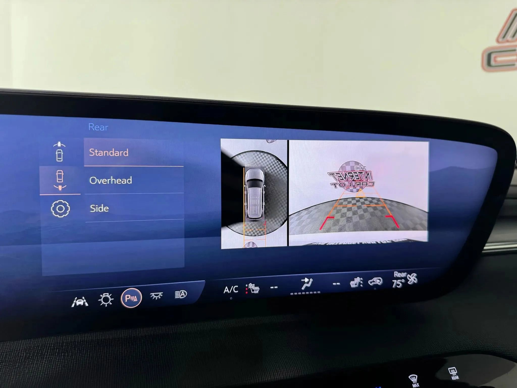 Used 2025 Buick Enclave Sport Touring w/ Super Cruise Package FWD image 13