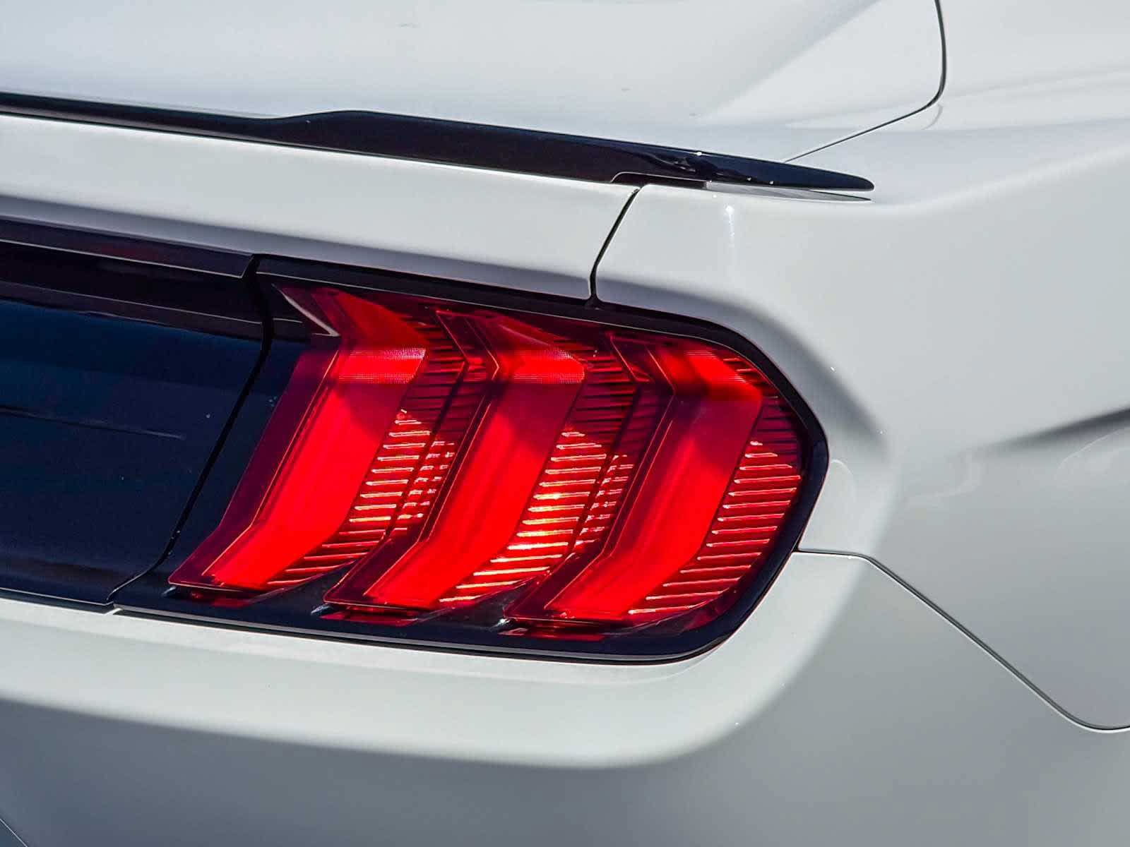 Used 2022 Ford Mustang GT w/ Black Accent Package RWD image 8