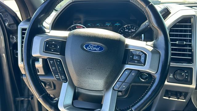 Certified 2018 Ford F250 Platinum w/ Platinum Ultimate Package AWD/4WD image 19