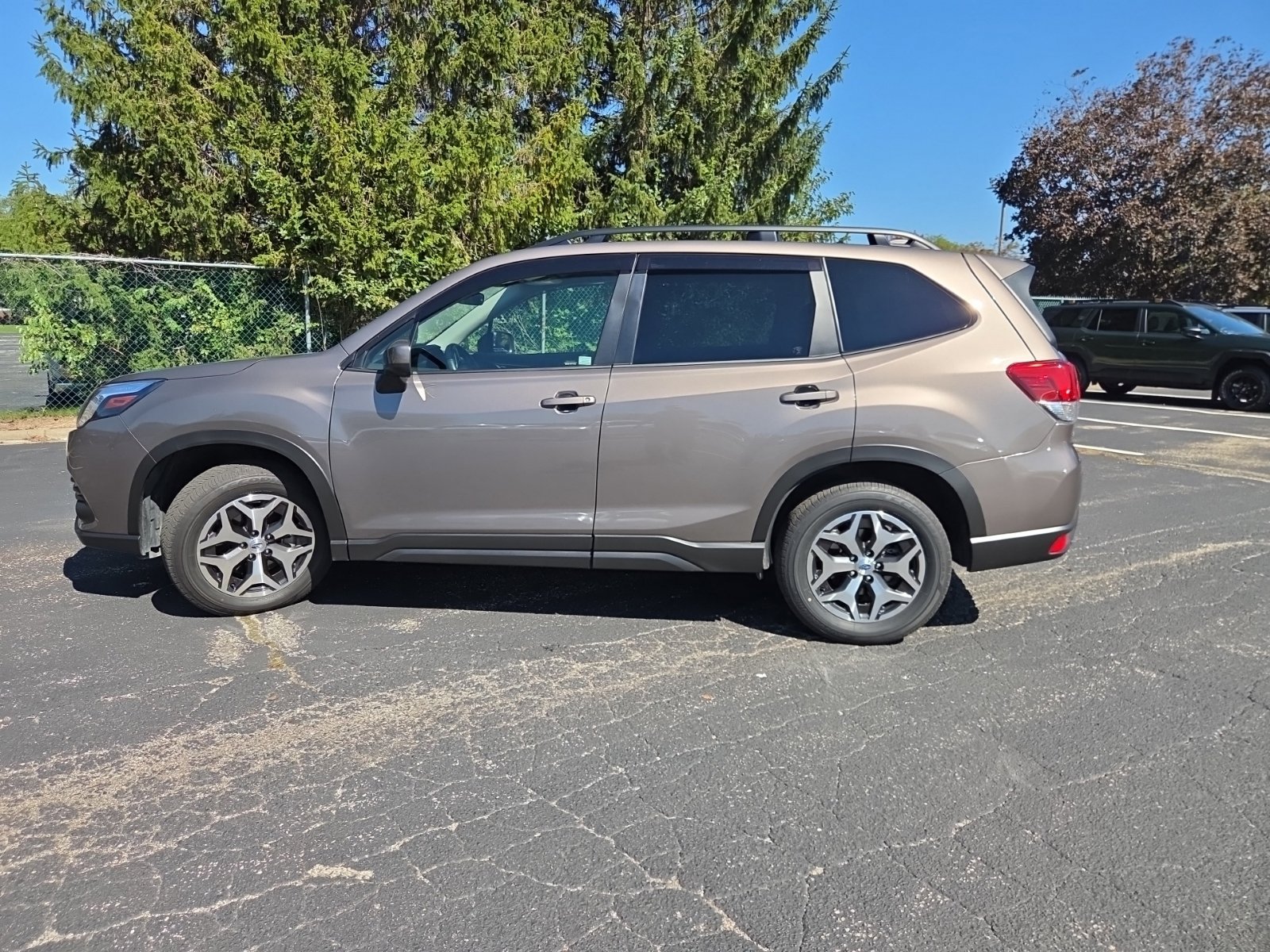 Used 2022 Subaru Forester Premium AWD/4WD image 12