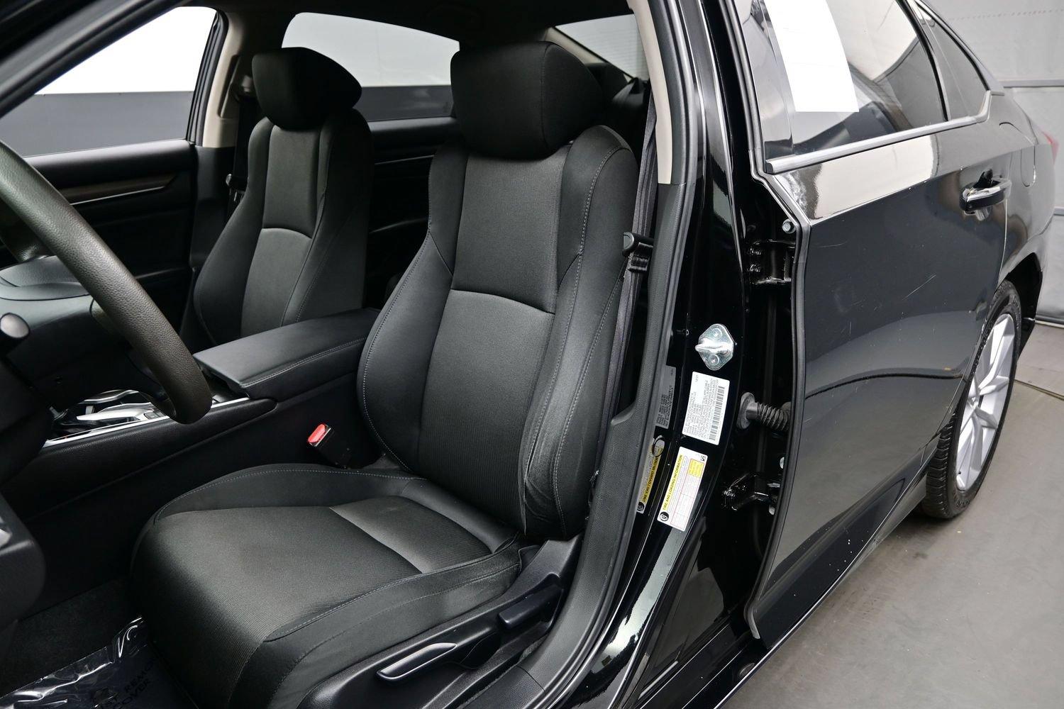 Used 2022 Honda Accord LX image 14