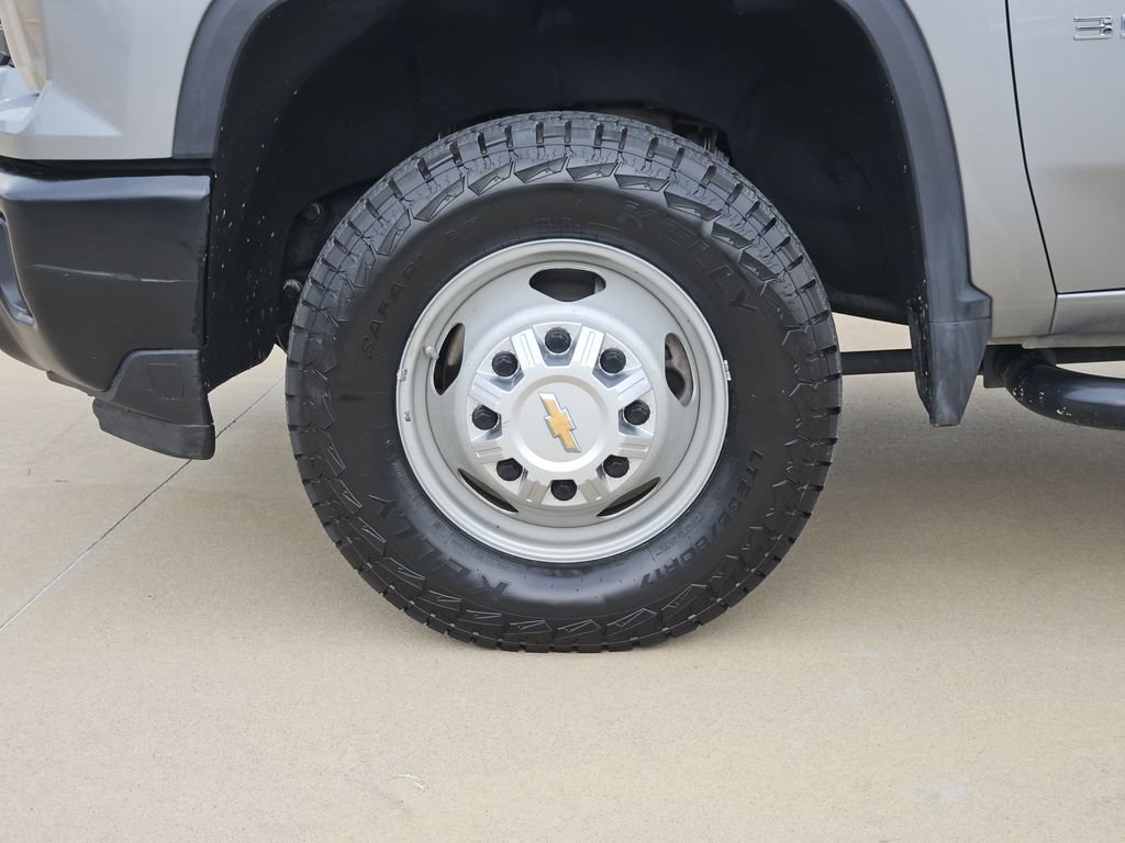 Used 2025 Chevrolet Silverado 3500 W/T AWD/4WD image 12