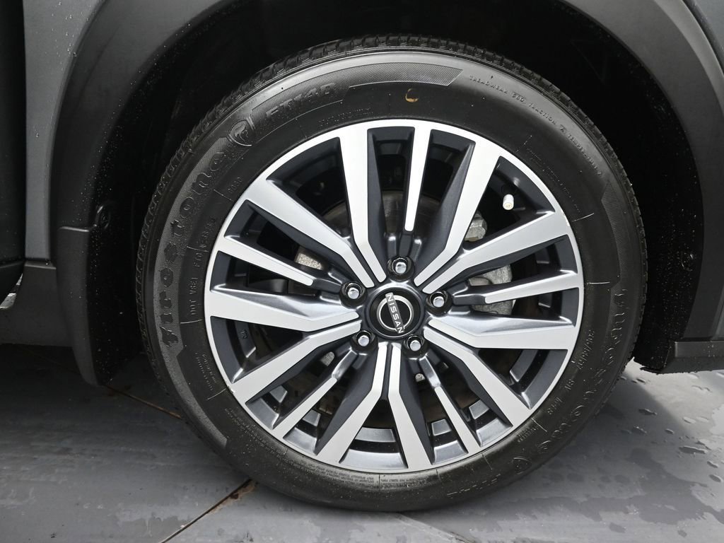 Used 2024 Nissan Kicks SV FWD image 27