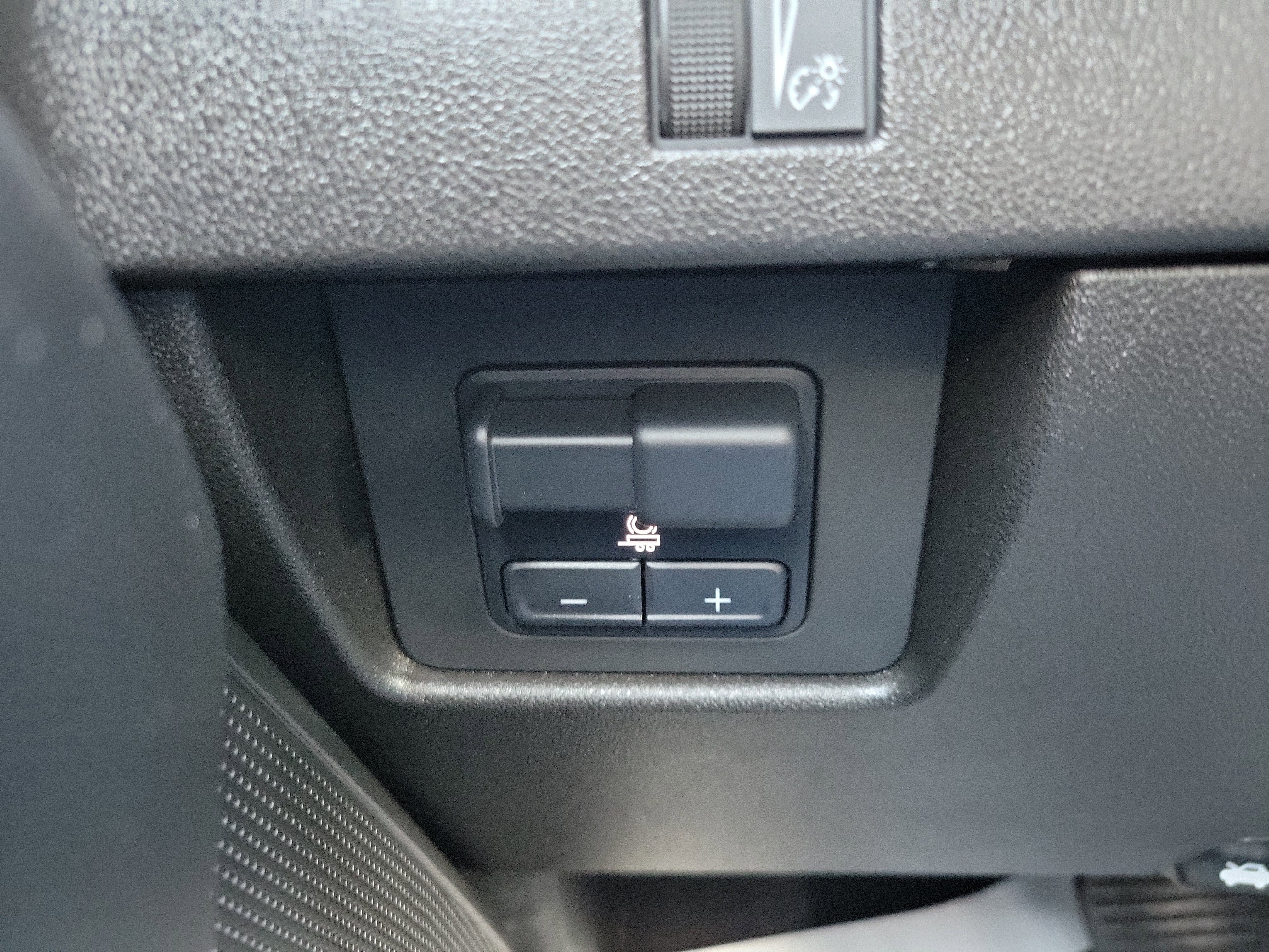 Certified 2024 Chevrolet Colorado LT w/ LT Convenience Package II image 27